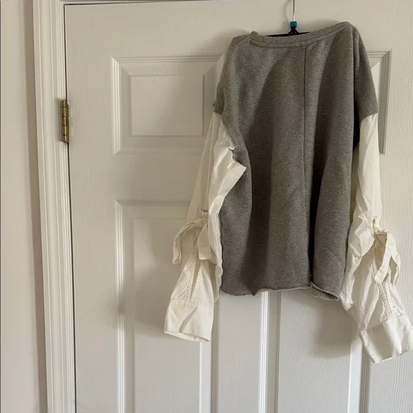 Gray and White Long Sleeve Top - Picture 2 of 5